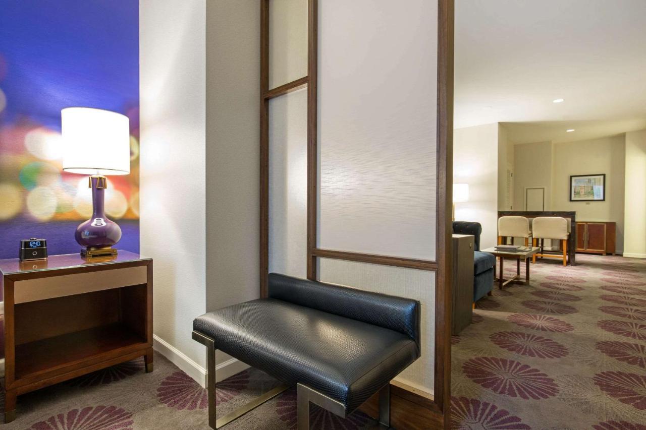 The Chicago Hotel Collection Magnificent Mile Екстериор снимка